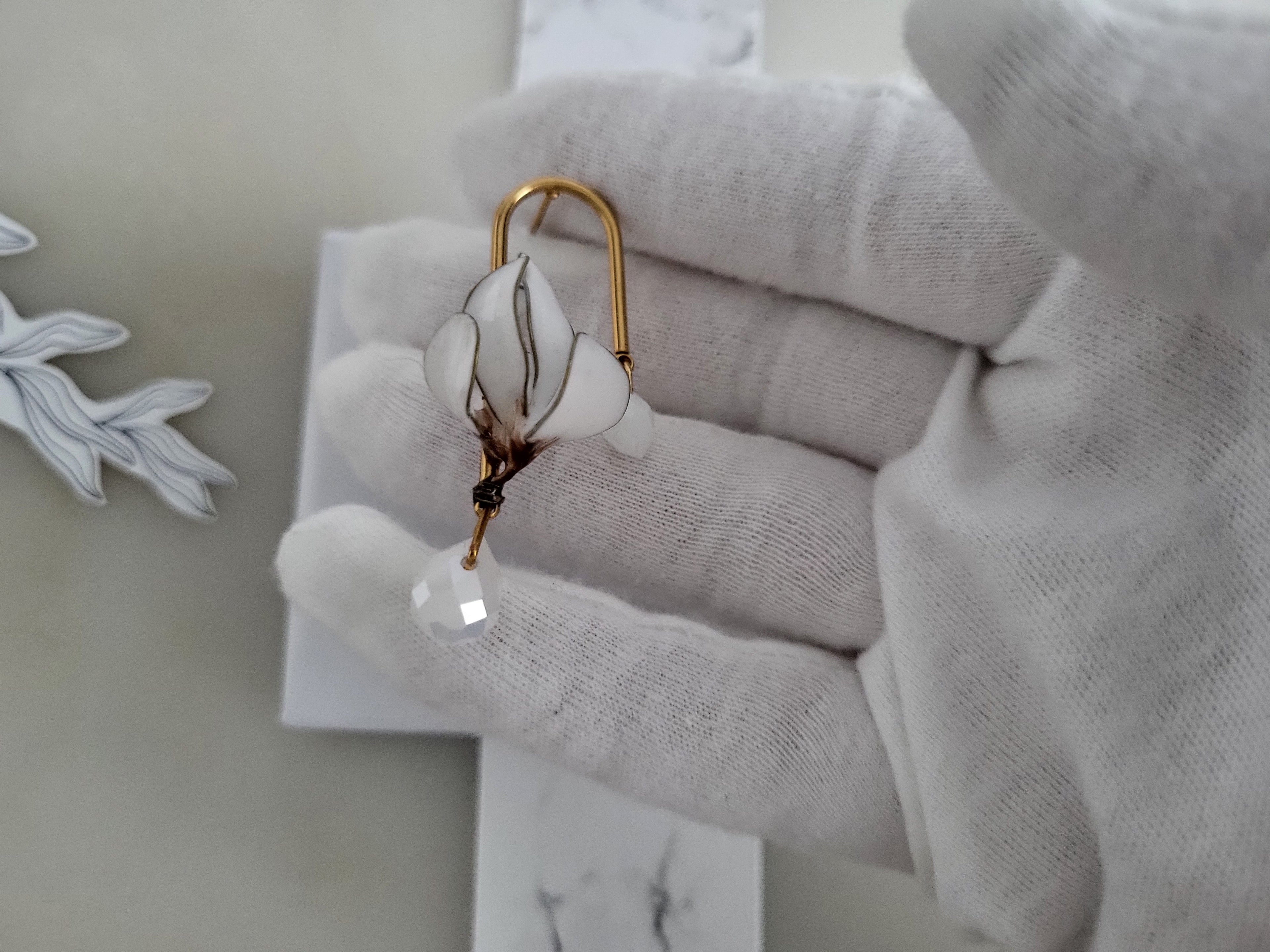 Magnolia earring, magnolia line art, Motherofthebridegift, white magnolie, Renaissance Faire Ren Faire Whimsical Quirky Mismatched Gold
