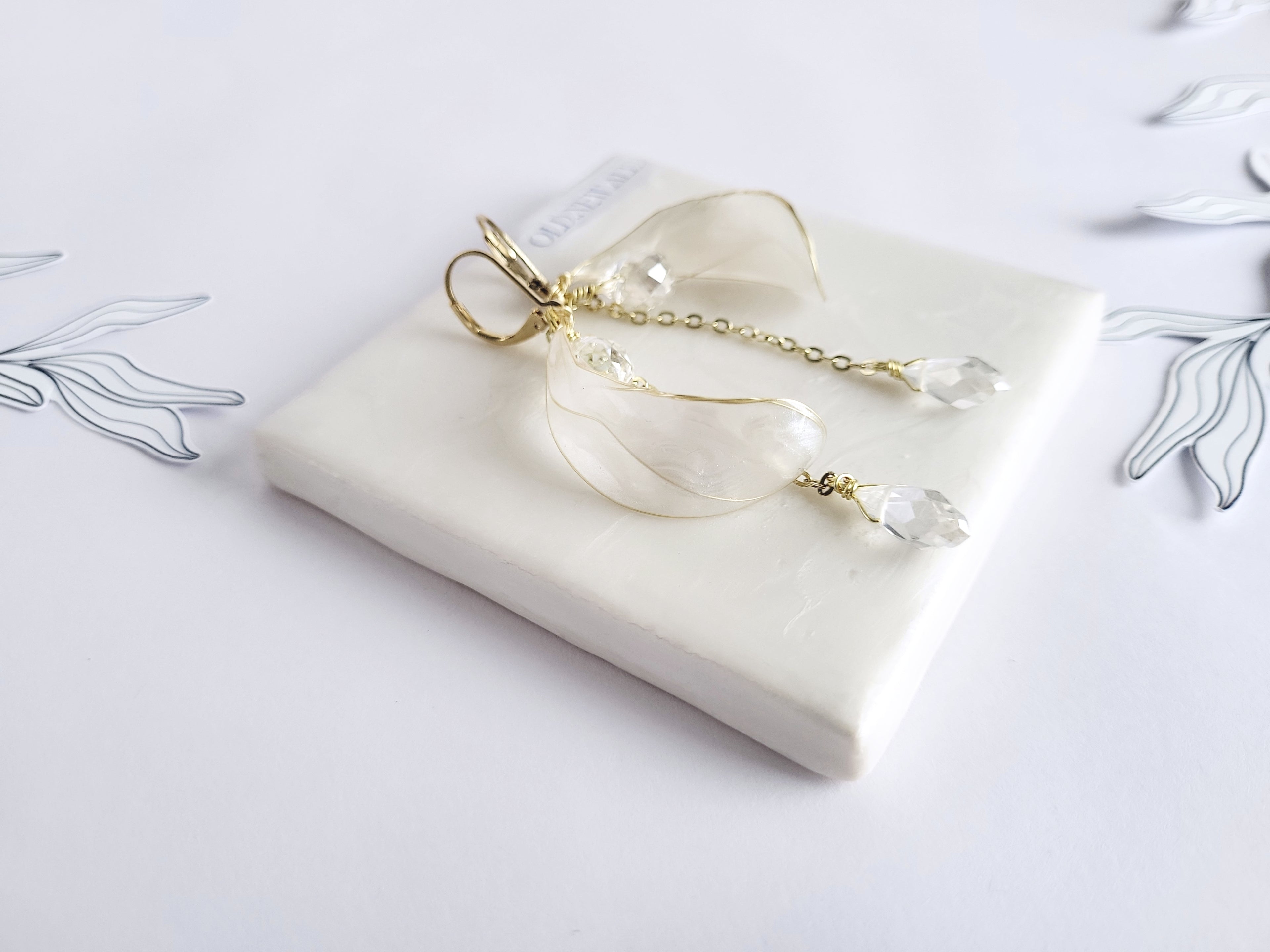 Clear Waterdrop Crystal Earrings, Gold Floral Dangle Studs, Pearly White Resin Flower on Chain, Teardrop Mother of Pearl Style Drop Earring