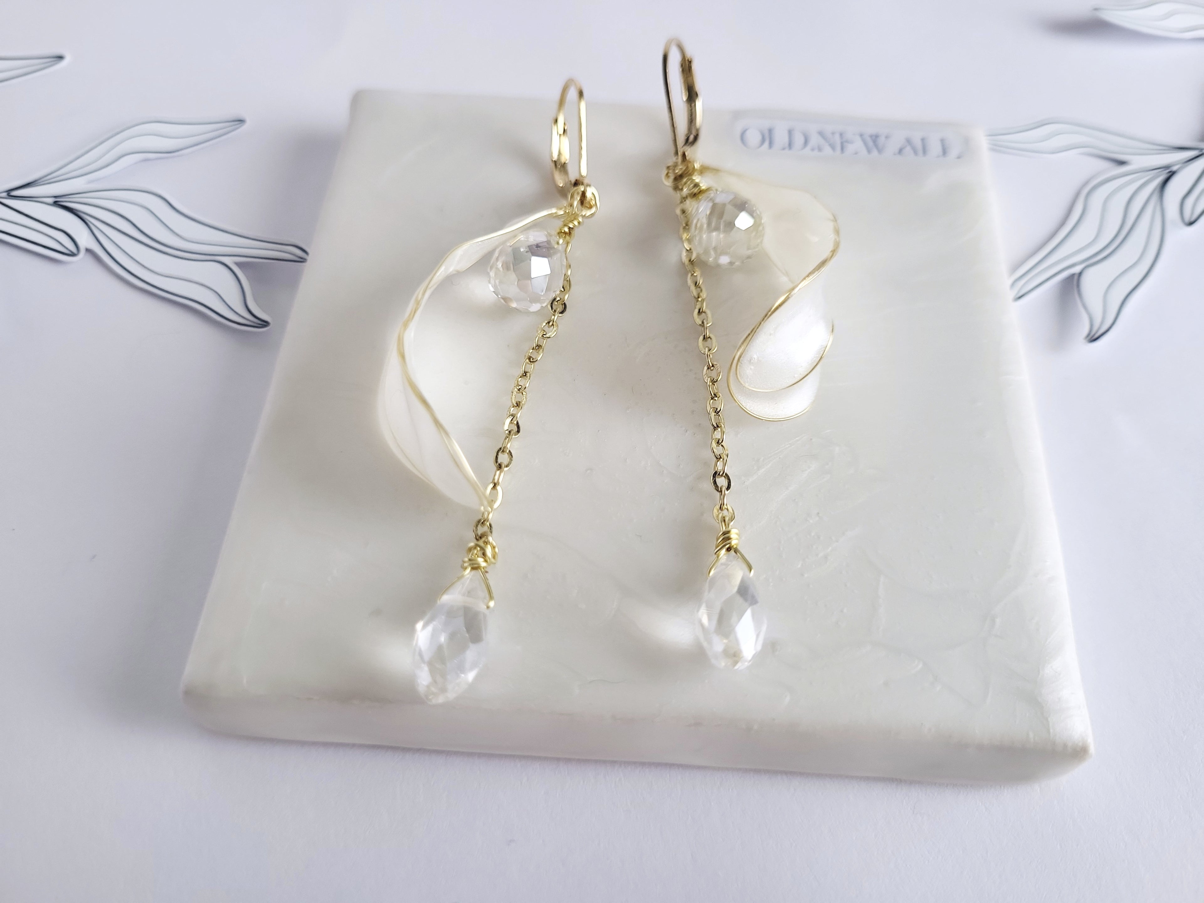 Clear Waterdrop Crystal Earrings, Gold Floral Dangle Studs, Pearly White Resin Flower on Chain, Teardrop Mother of Pearl Style Drop Earring