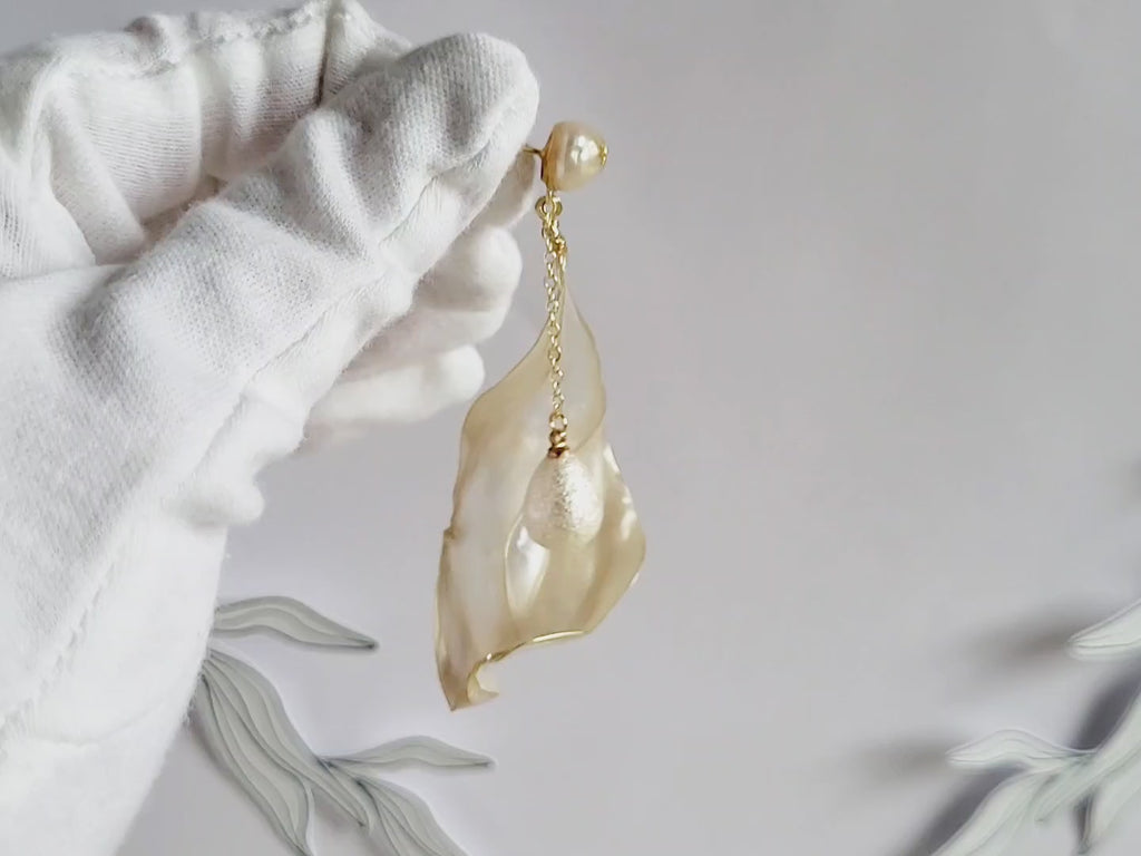 White Pearl Studs Boho Chic Earrings with Long Resin Petal Drop